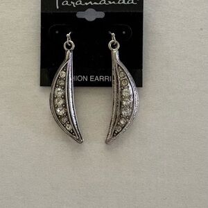 Taramanda Silver Fashion Earrings